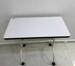 table de manucure